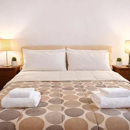 Domus Adriano Al Pantheon Rom