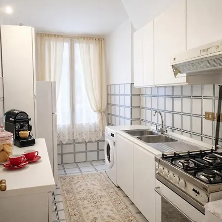 Apartment Domus Adriano Al Pantheon Rom