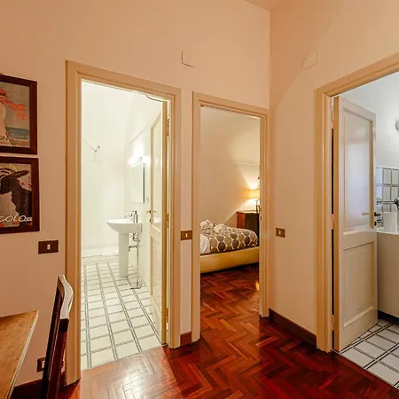 Domus Adriano Al Pantheon Appartement *