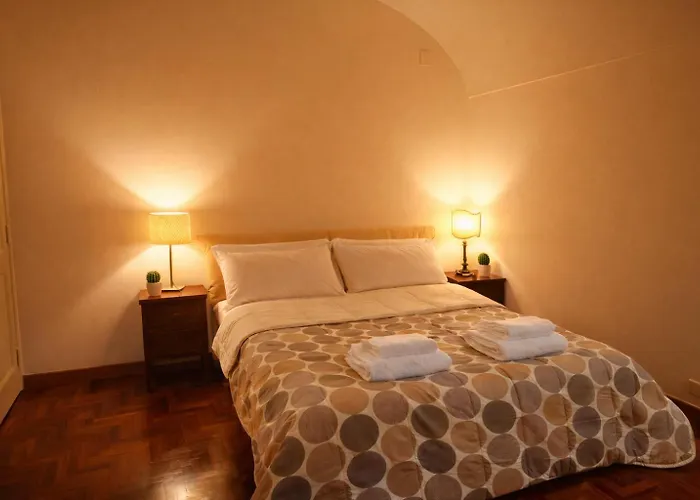 Domus Adriano Al Pantheon * Rom