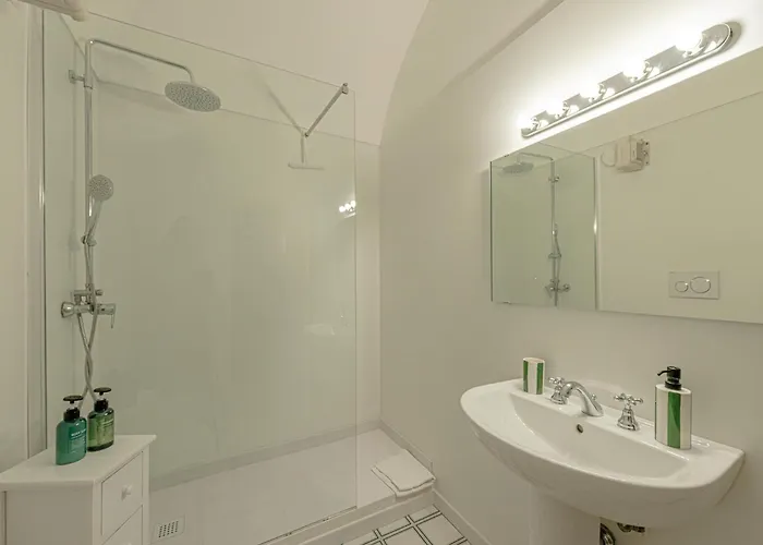 Domus Adriano Al Pantheon Apartment *